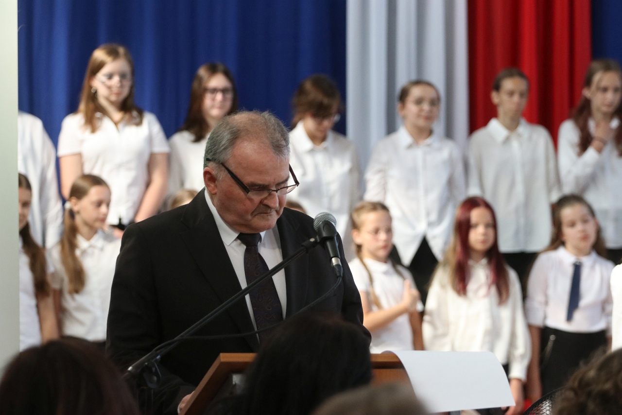 Zakończenie roku szkolnego w Szkole Podstawowej nr 1 w Ostrołęce [26.06.2026] - zdjęcie #12 - eOstroleka.pl