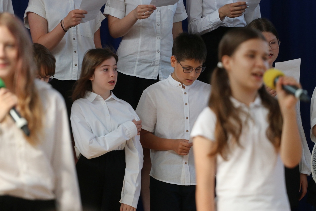 Zakończenie roku szkolnego w Szkole Podstawowej nr 1 w Ostrołęce [26.06.2026] - zdjęcie #4 - eOstroleka.pl