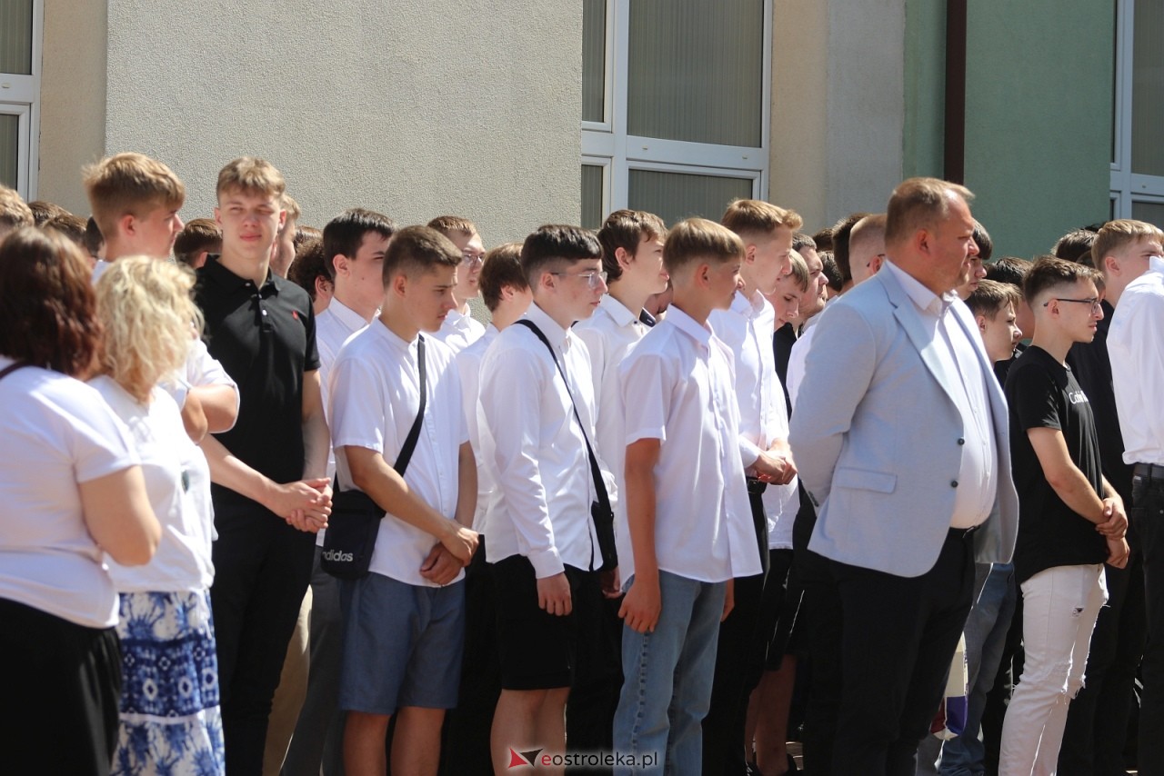 Zakończenie roku szkolnego w ZSZ 1 w Ostrołęce [26.06.2026] - zdjęcie #115 - eOstroleka.pl