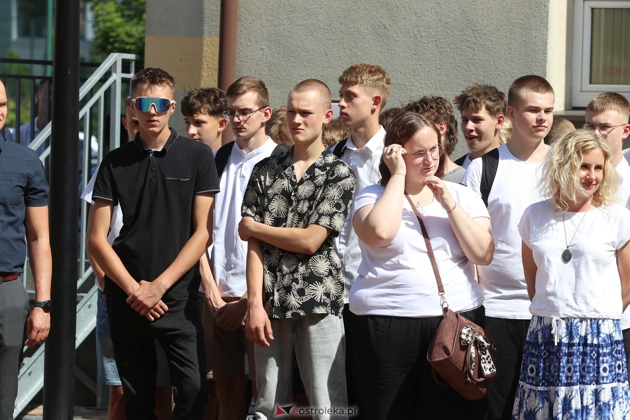 Zakończenie roku szkolnego w ZSZ 1 w Ostrołęce [26.06.2026] - zdjęcie #104 - eOstroleka.pl
