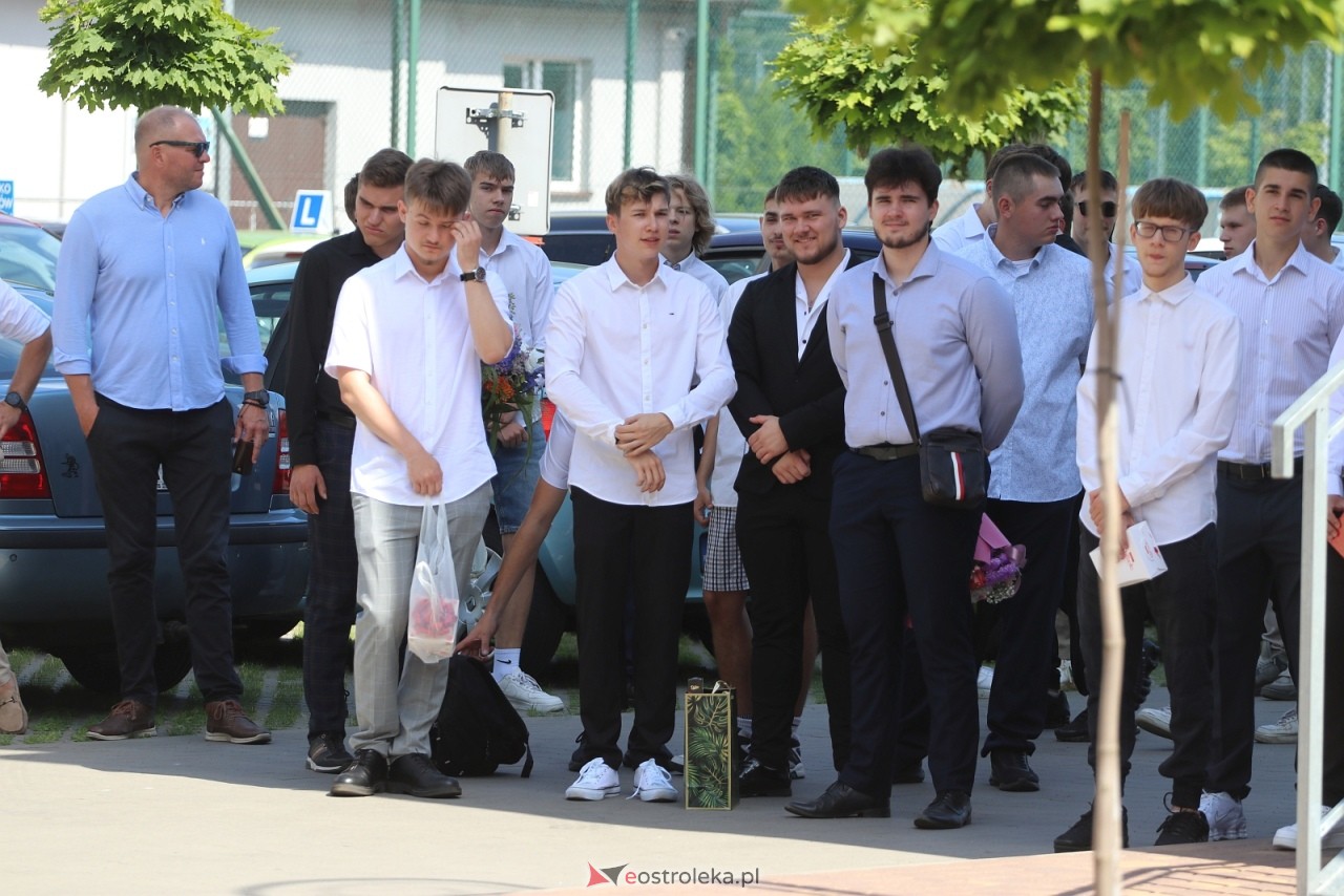 Zakończenie roku szkolnego w ZSZ 1 w Ostrołęce [26.06.2026] - zdjęcie #103 - eOstroleka.pl