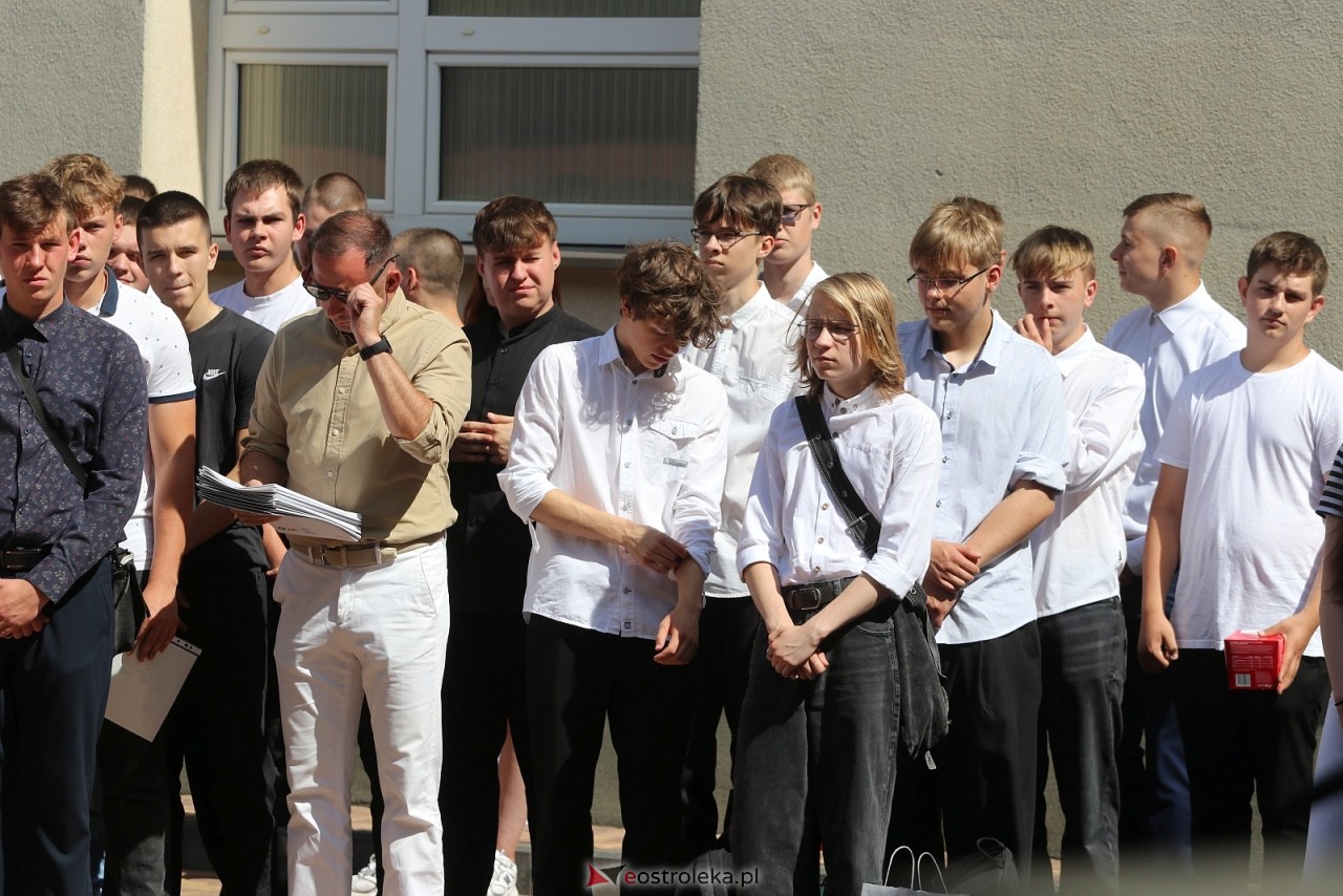 Zakończenie roku szkolnego w ZSZ 1 w Ostrołęce [26.06.2026] - zdjęcie #95 - eOstroleka.pl