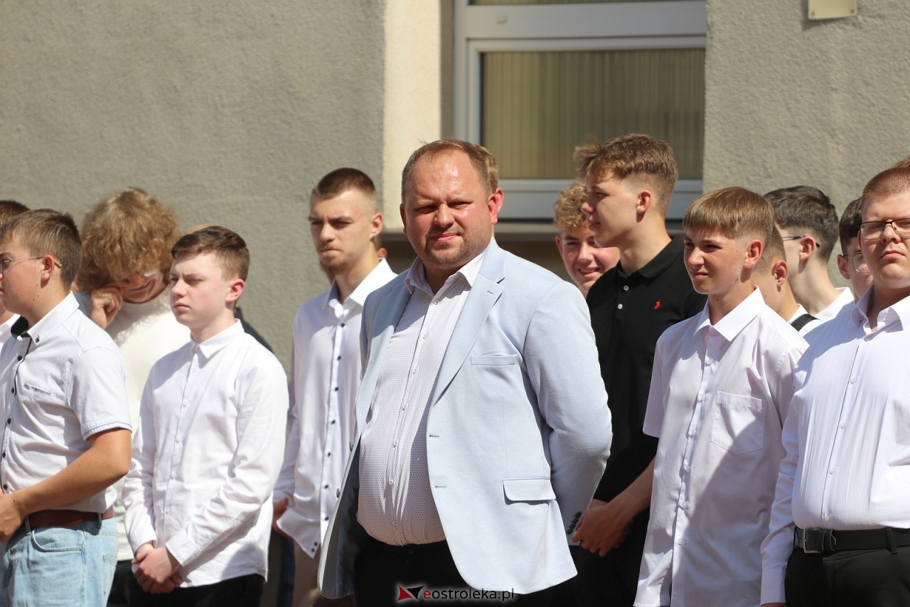 Zakończenie roku szkolnego w ZSZ 1 w Ostrołęce [26.06.2026] - zdjęcie #76 - eOstroleka.pl