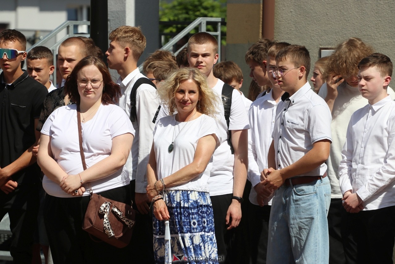 Zakończenie roku szkolnego w ZSZ 1 w Ostrołęce [26.06.2026] - zdjęcie #75 - eOstroleka.pl