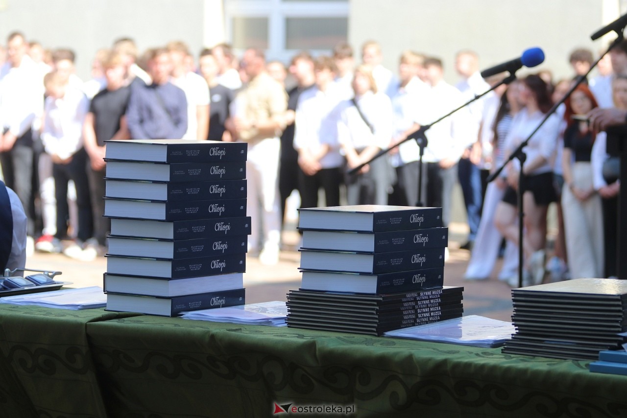 Zakończenie roku szkolnego w ZSZ 1 w Ostrołęce [26.06.2026] - zdjęcie #66 - eOstroleka.pl