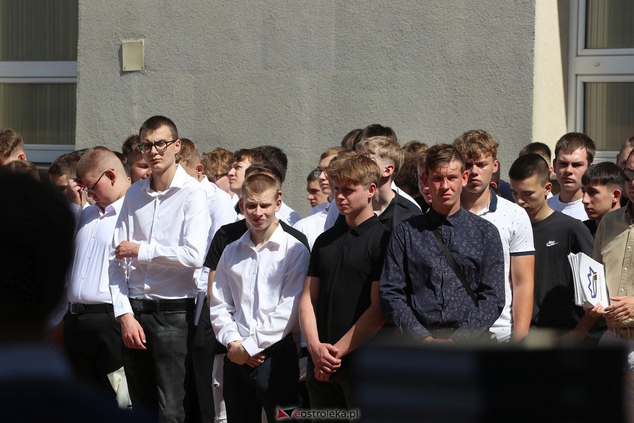 Zakończenie roku szkolnego w ZSZ 1 w Ostrołęce [26.06.2026] - zdjęcie #64 - eOstroleka.pl