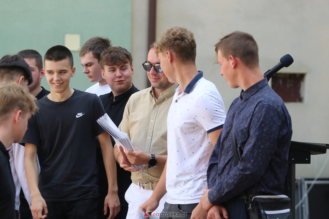 Zakończenie roku szkolnego w ZSZ 1 w Ostrołęce [26.06.2026] - zdjęcie #35 - eOstroleka.pl