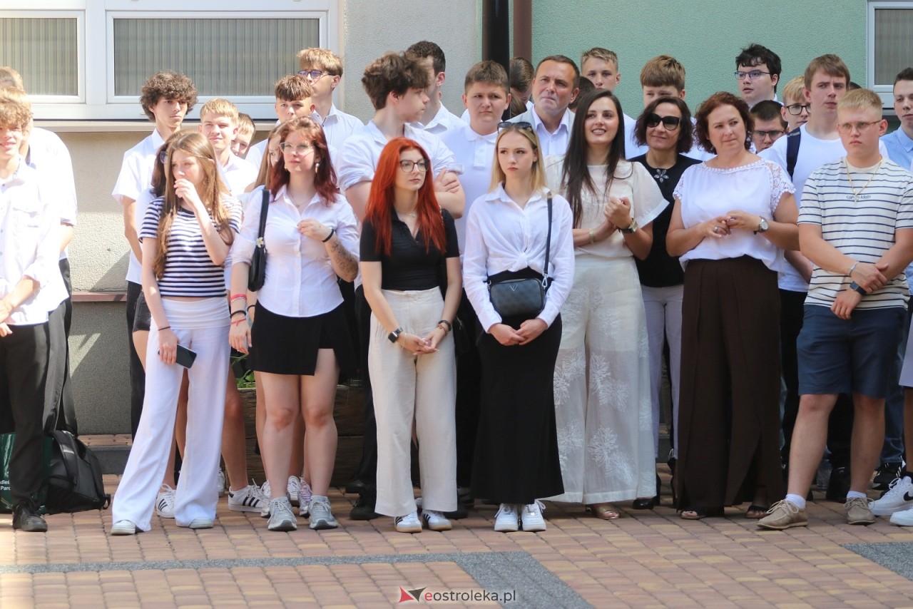 Zakończenie roku szkolnego w ZSZ 1 w Ostrołęce [26.06.2026] - zdjęcie #28 - eOstroleka.pl