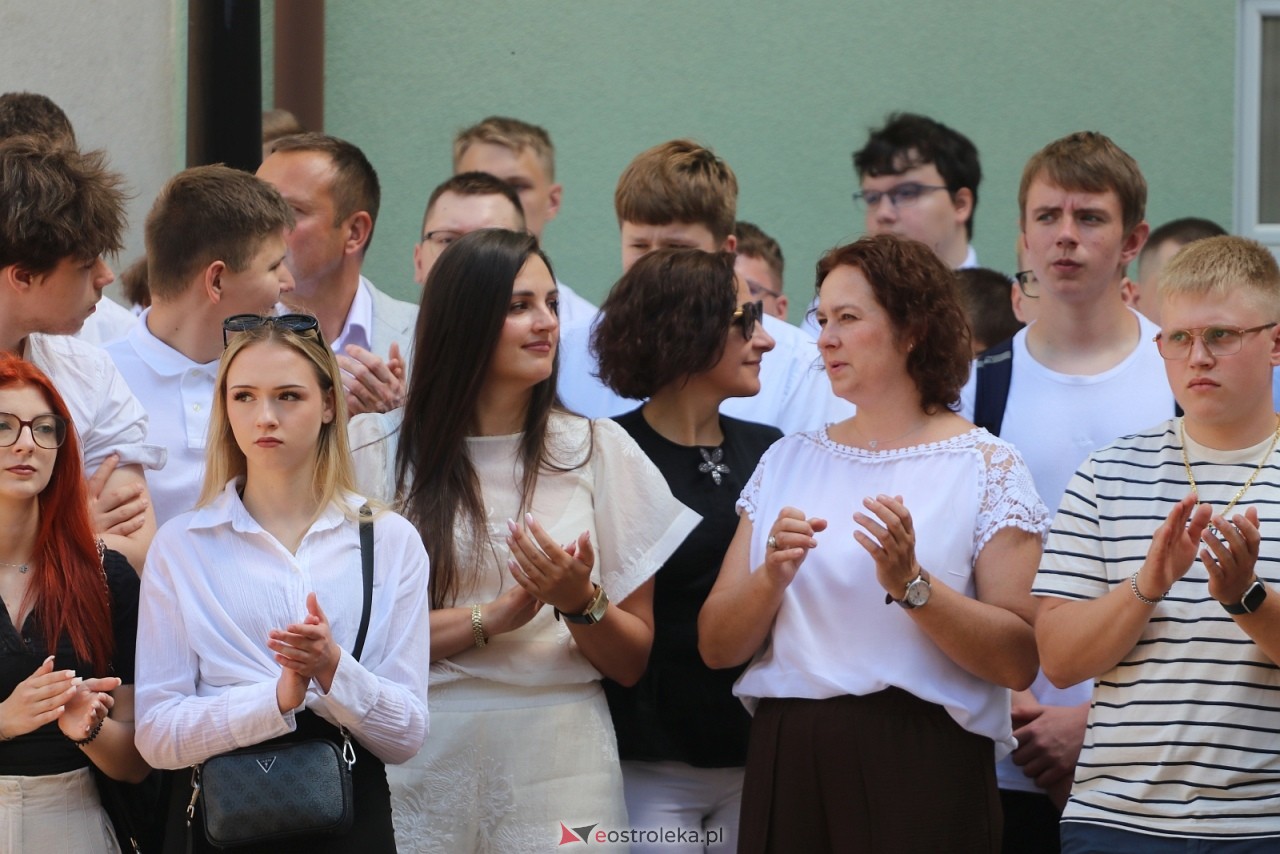 Zakończenie roku szkolnego w ZSZ 1 w Ostrołęce [26.06.2026] - zdjęcie #26 - eOstroleka.pl