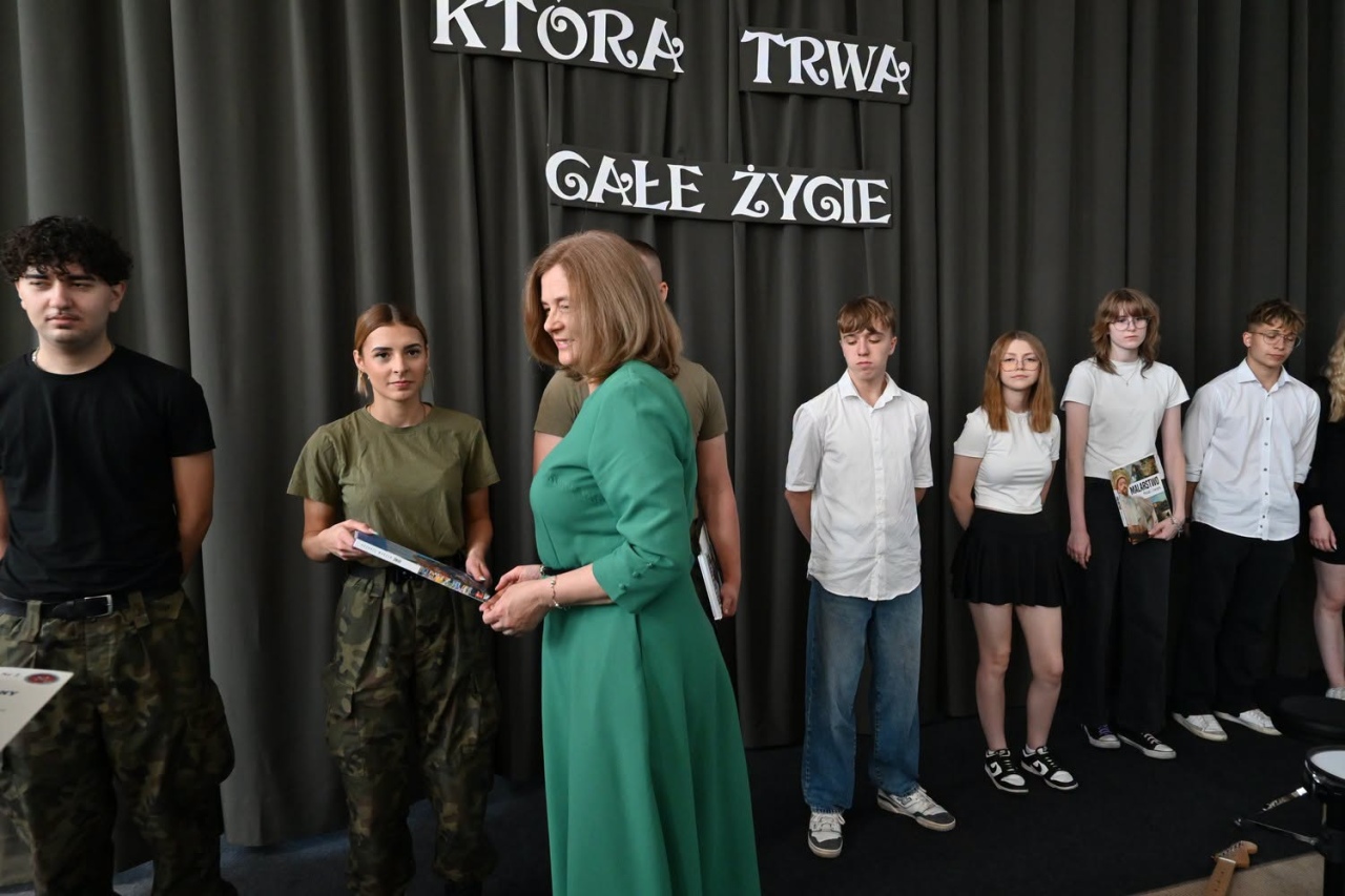 Zakończenie roku szkolnego w ZSZ 2 w Ostrołęce [26.06.2026] - zdjęcie #47 - eOstroleka.pl