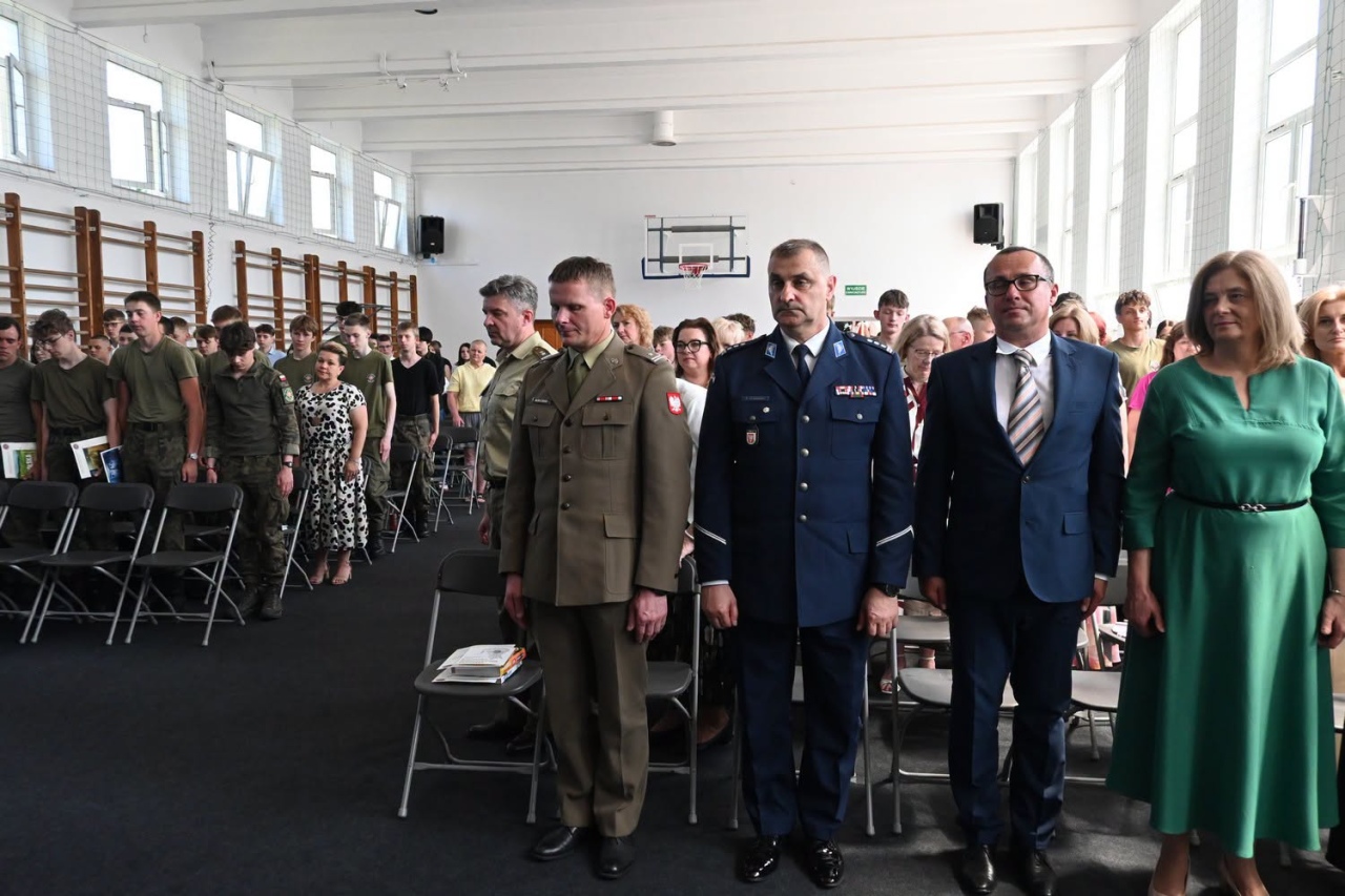 Zakończenie roku szkolnego w ZSZ 2 w Ostrołęce [26.06.2026] - zdjęcie #43 - eOstroleka.pl
