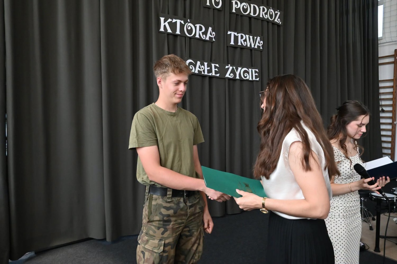 Zakończenie roku szkolnego w ZSZ 2 w Ostrołęce [26.06.2026] - zdjęcie #19 - eOstroleka.pl