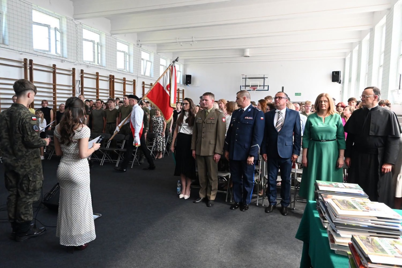 Zakończenie roku szkolnego w ZSZ 2 w Ostrołęce [26.06.2026] - zdjęcie #8 - eOstroleka.pl