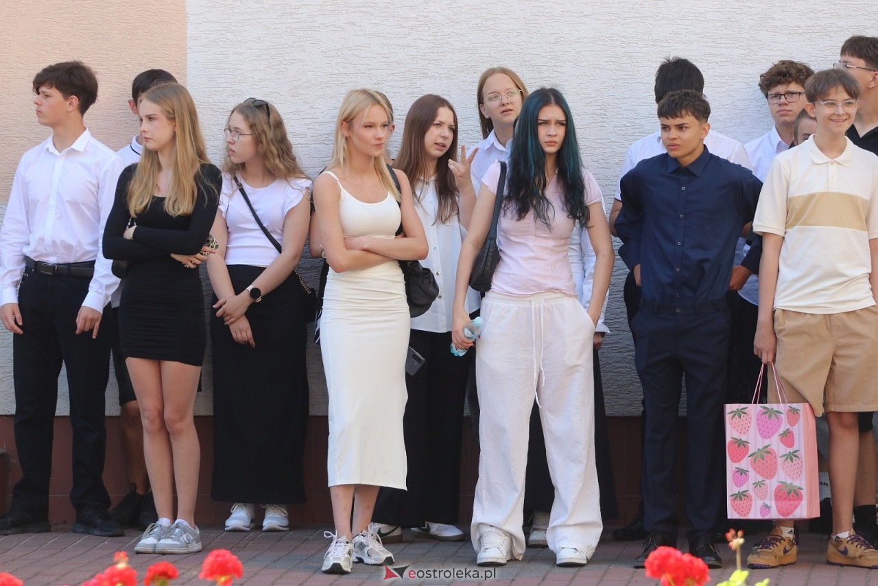 Zakończenie roku szkolnego w ZSZ 4 w Ostrołęce [26.06.2026] - zdjęcie #70 - eOstroleka.pl