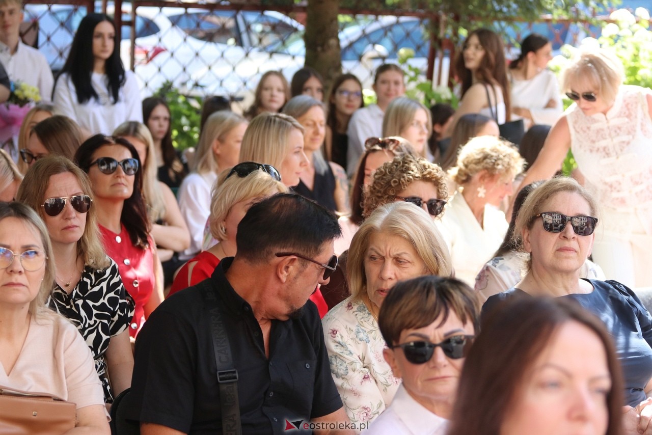 Zakończenie roku szkolnego w ZSZ 4 w Ostrołęce [26.06.2026] - zdjęcie #61 - eOstroleka.pl