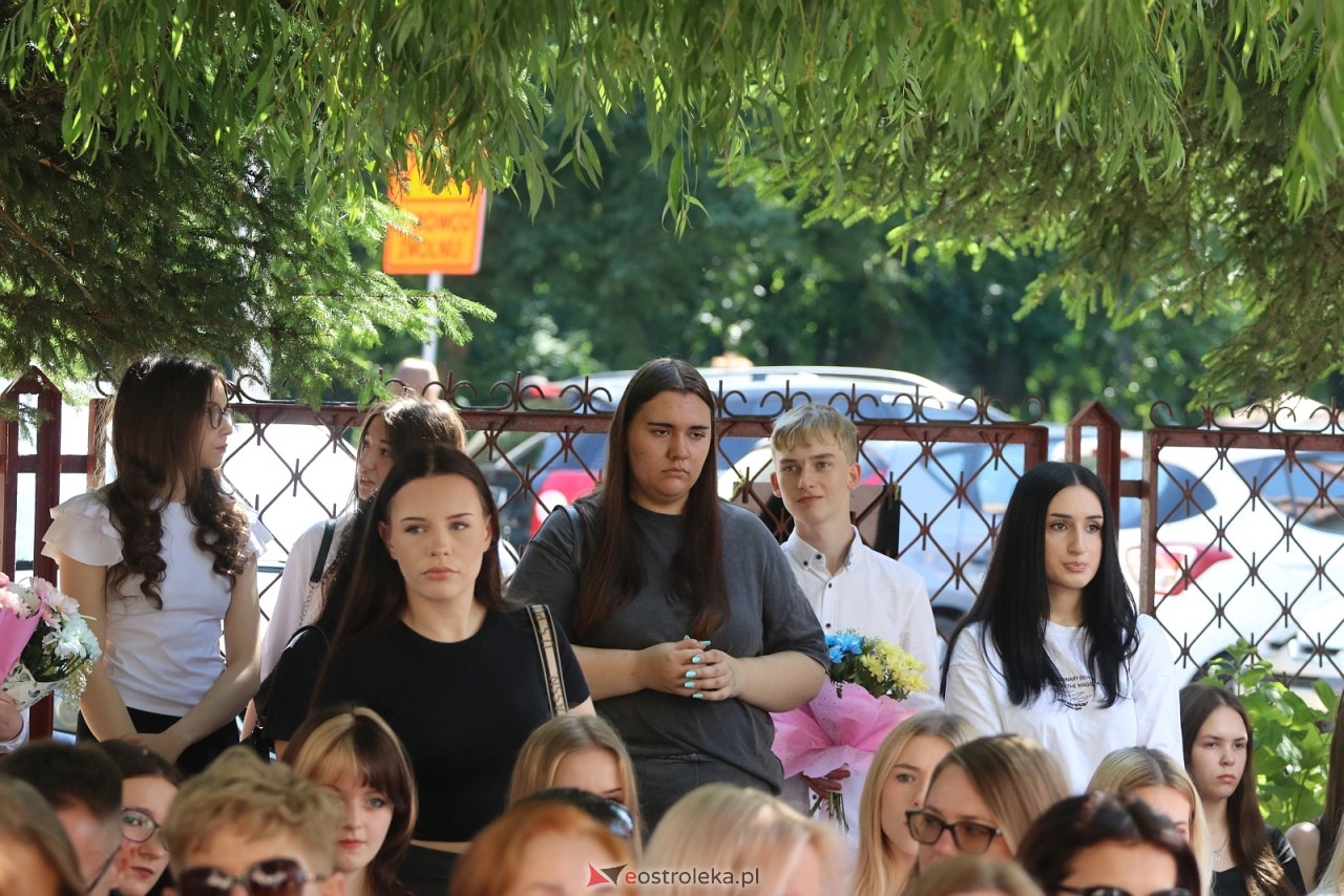 Zakończenie roku szkolnego w ZSZ 4 w Ostrołęce [26.06.2026] - zdjęcie #57 - eOstroleka.pl