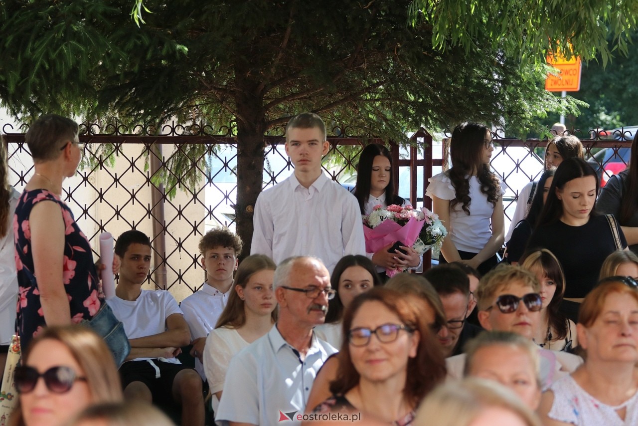 Zakończenie roku szkolnego w ZSZ 4 w Ostrołęce [26.06.2026] - zdjęcie #56 - eOstroleka.pl