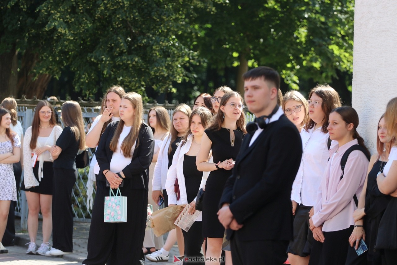Zakończenie roku szkolnego w ZSZ 4 w Ostrołęce [26.06.2026] - zdjęcie #45 - eOstroleka.pl