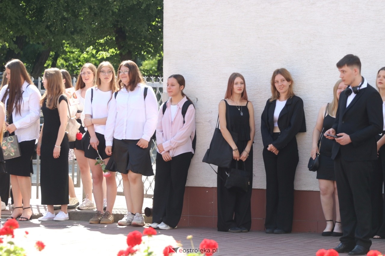 Zakończenie roku szkolnego w ZSZ 4 w Ostrołęce [26.06.2026] - zdjęcie #19 - eOstroleka.pl