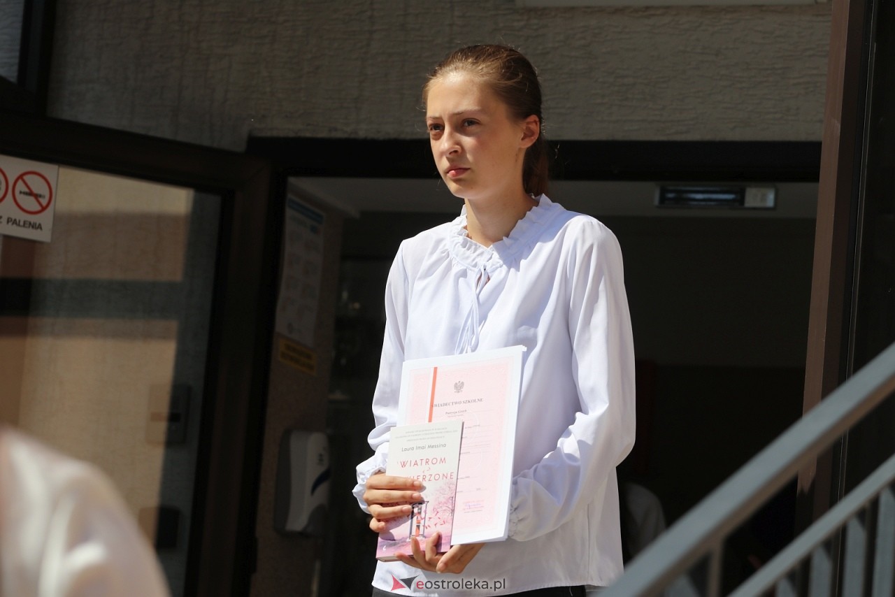 Zakończenie roku szkolnego w ZSZ 4 w Ostrołęce [26.06.2026] - zdjęcie #16 - eOstroleka.pl