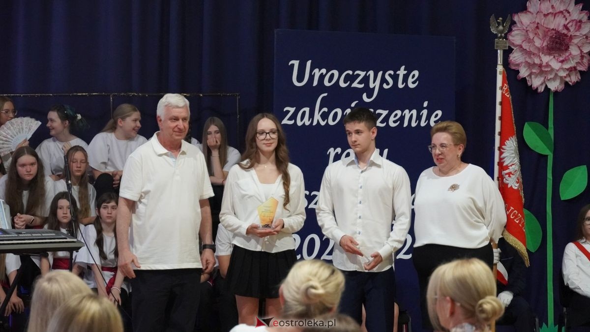 Zakończenie roku skzolnego w SP nr 6 w Ostrołęce [26.06.2026] - zdjęcie #23 - eOstroleka.pl