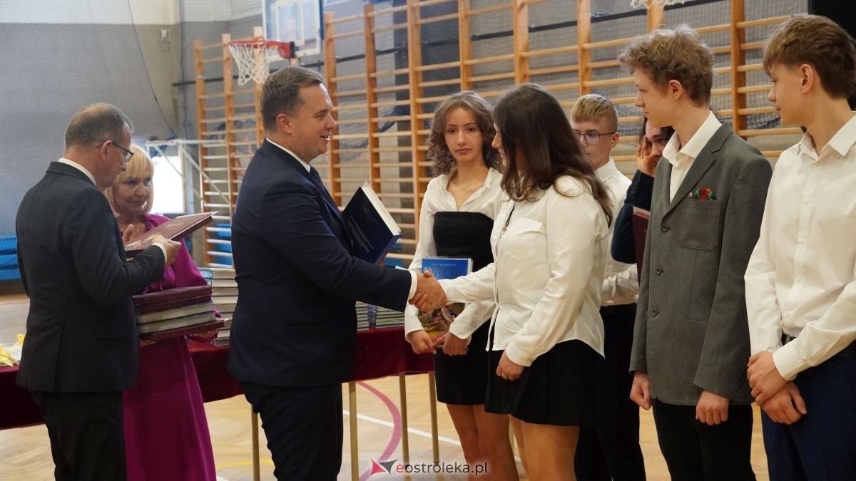 Zakończenie roku szkolnego w SP nr 10 w Ostrołęce [26.06.2026] - zdjęcie #48 - eOstroleka.pl
