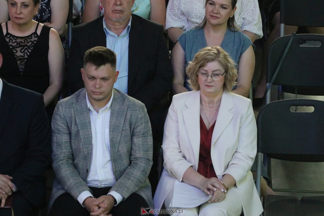 Zakończenie roku szkolnego w II LO w Ostrołęce [26.06.2026] - zdjęcie #105 - eOstroleka.pl