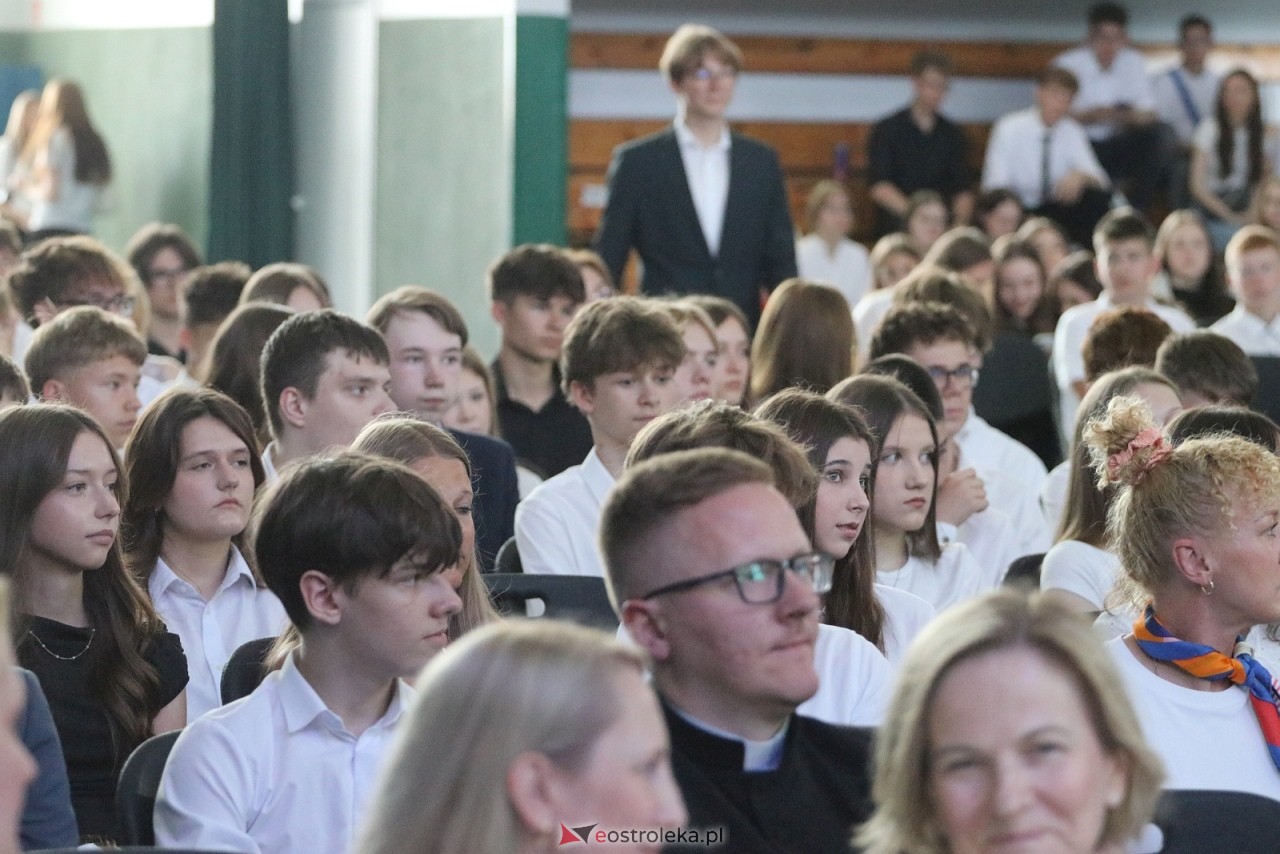 Zakończenie roku szkolnego w II LO w Ostrołęce [26.06.2026] - zdjęcie #50 - eOstroleka.pl
