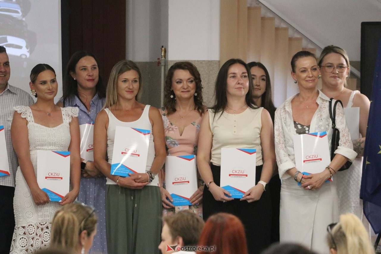 Zakończenie roku szkolnego w CKZiU w Ostrołęce [26.06.2026] - zdjęcie #21 - eOstroleka.pl