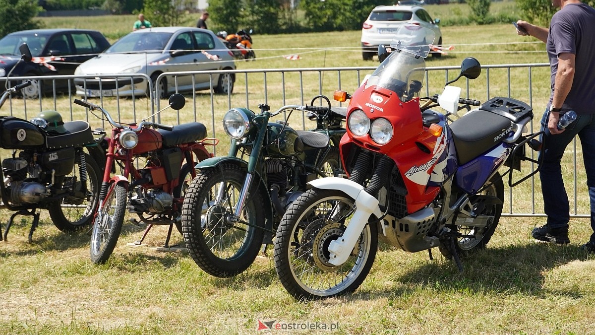 Rzekuń wita lato! - XV Rzekuński Zlot Starej Motoryzacji [28.06.2026] - zdjęcie #187 - eOstroleka.pl