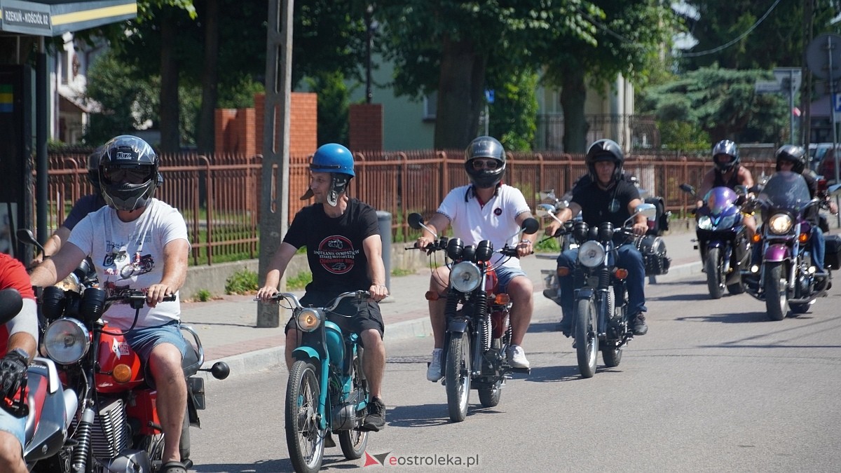 Rzekuń wita lato! - XV Rzekuński Zlot Starej Motoryzacji [28.06.2026] - zdjęcie #162 - eOstroleka.pl