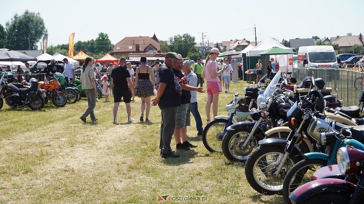 Rzekuń wita lato! - XV Rzekuński Zlot Starej Motoryzacji [28.06.2026] - zdjęcie #110 - eOstroleka.pl