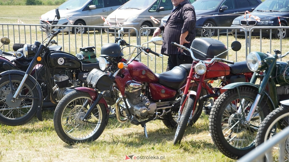 Rzekuń wita lato! - XV Rzekuński Zlot Starej Motoryzacji [28.06.2026] - zdjęcie #100 - eOstroleka.pl