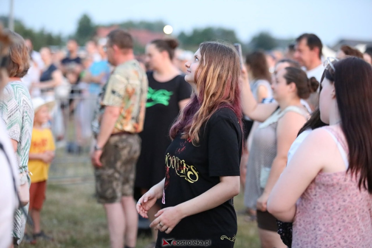 Rzekuń wita lato! Koncert Łydki Grubasa [28.06.2026] - zdjęcie #68 - eOstroleka.pl