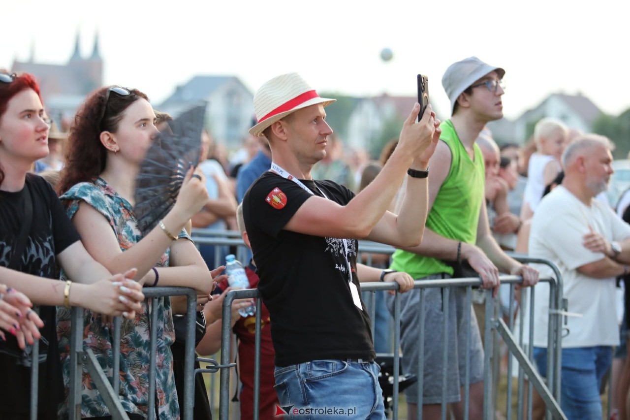 Rzekuń wita lato! Koncert Łydki Grubasa [28.06.2026] - zdjęcie #67 - eOstroleka.pl