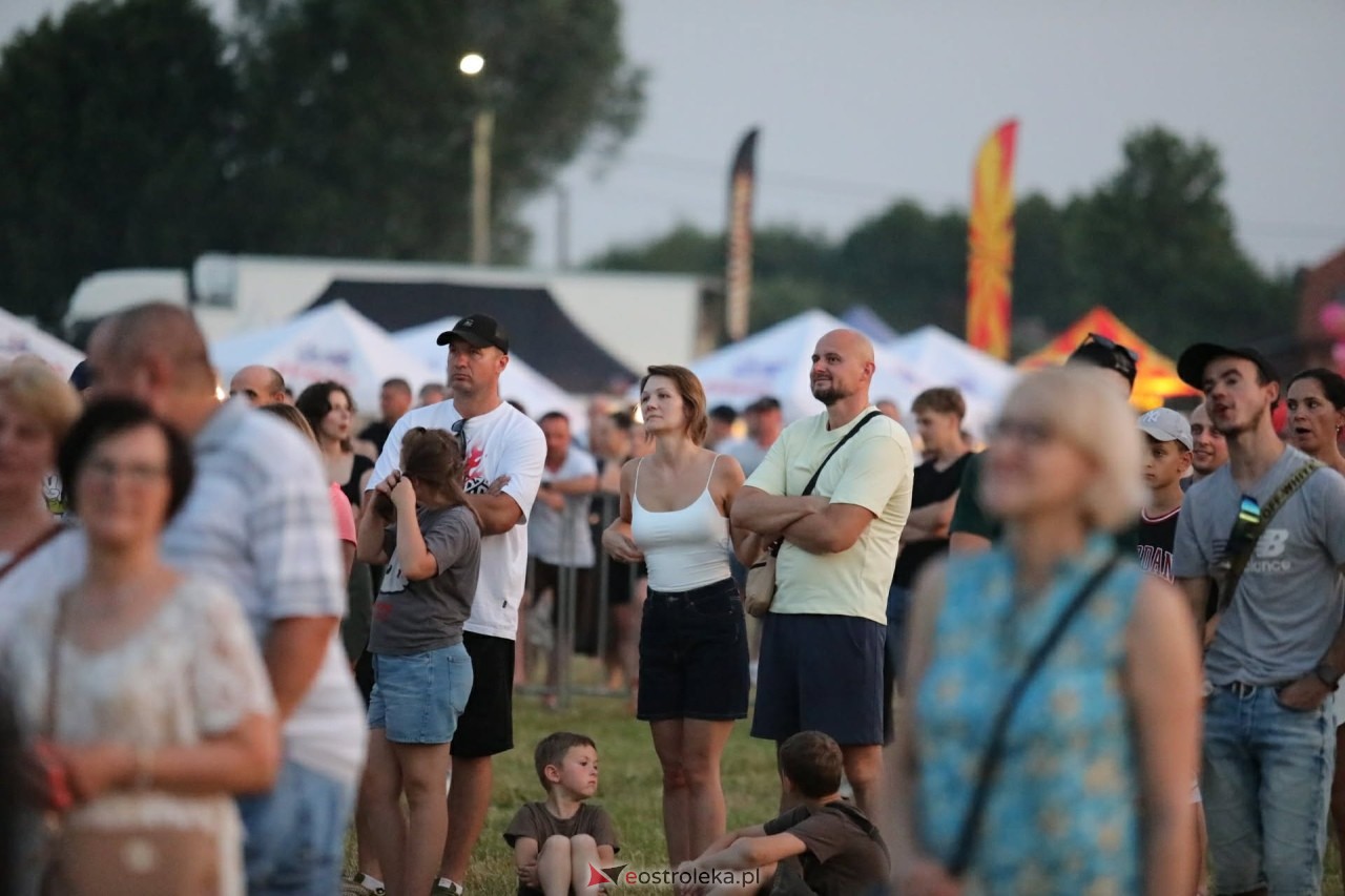 Rzekuń wita lato! Koncert Łydki Grubasa [28.06.2026] - zdjęcie #65 - eOstroleka.pl