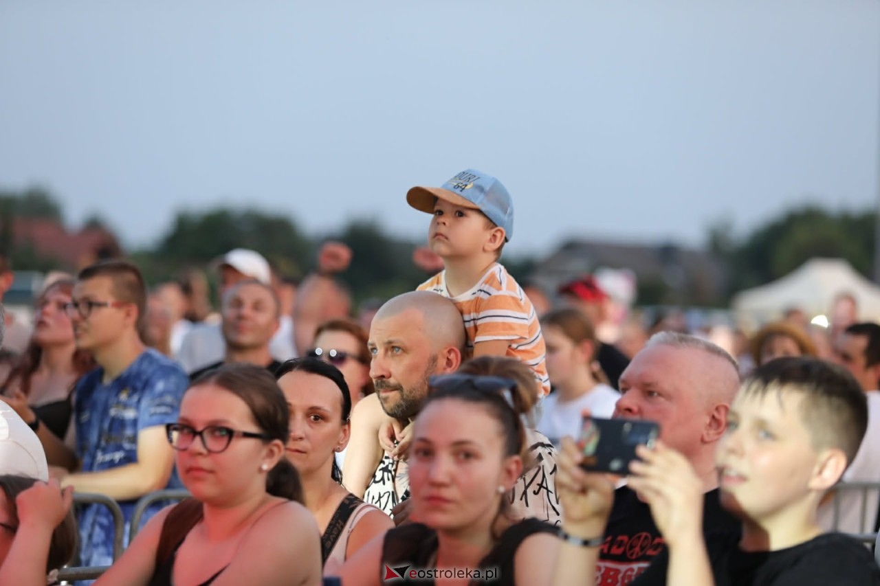Rzekuń wita lato! Koncert Łydki Grubasa [28.06.2026] - zdjęcie #58 - eOstroleka.pl