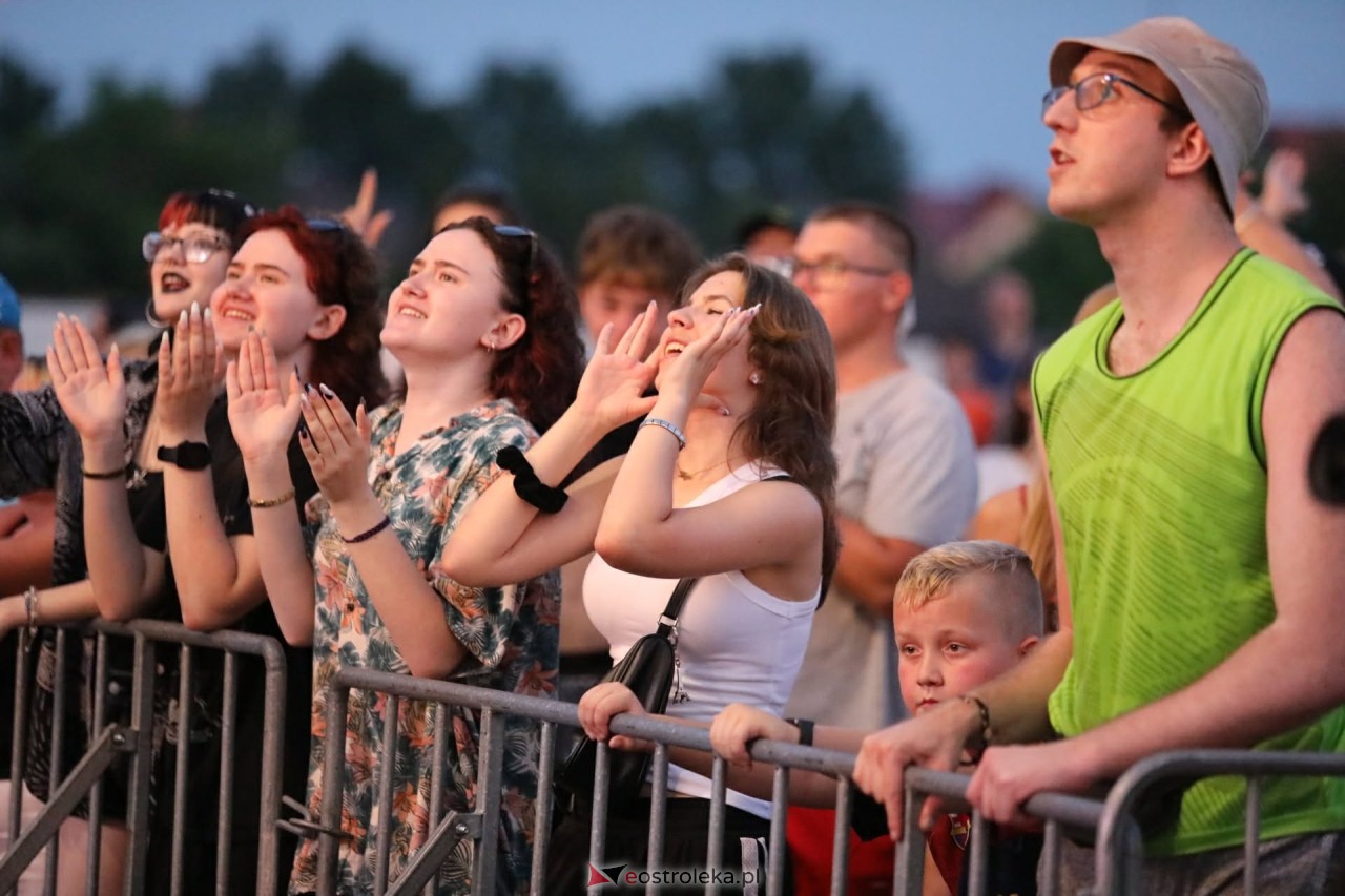 Rzekuń wita lato! Koncert Łydki Grubasa [28.06.2026] - zdjęcie #49 - eOstroleka.pl