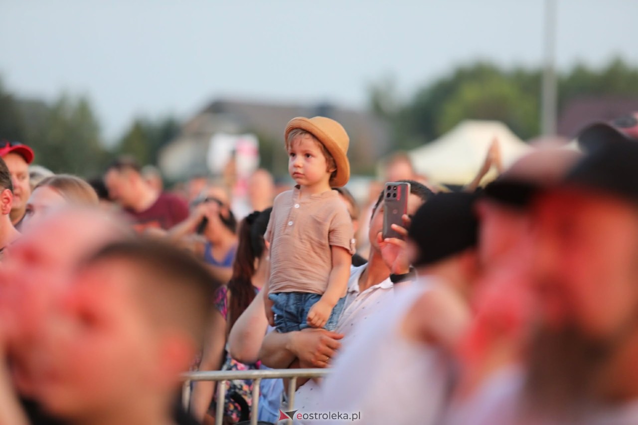 Rzekuń wita lato! Koncert Łydki Grubasa [28.06.2026] - zdjęcie #44 - eOstroleka.pl