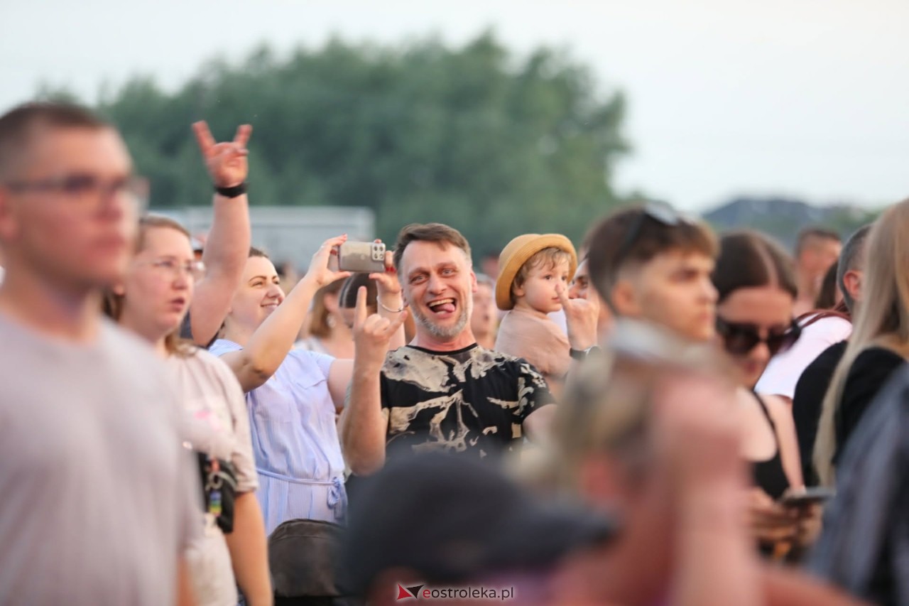 Rzekuń wita lato! Koncert Łydki Grubasa [28.06.2026] - zdjęcie #26 - eOstroleka.pl