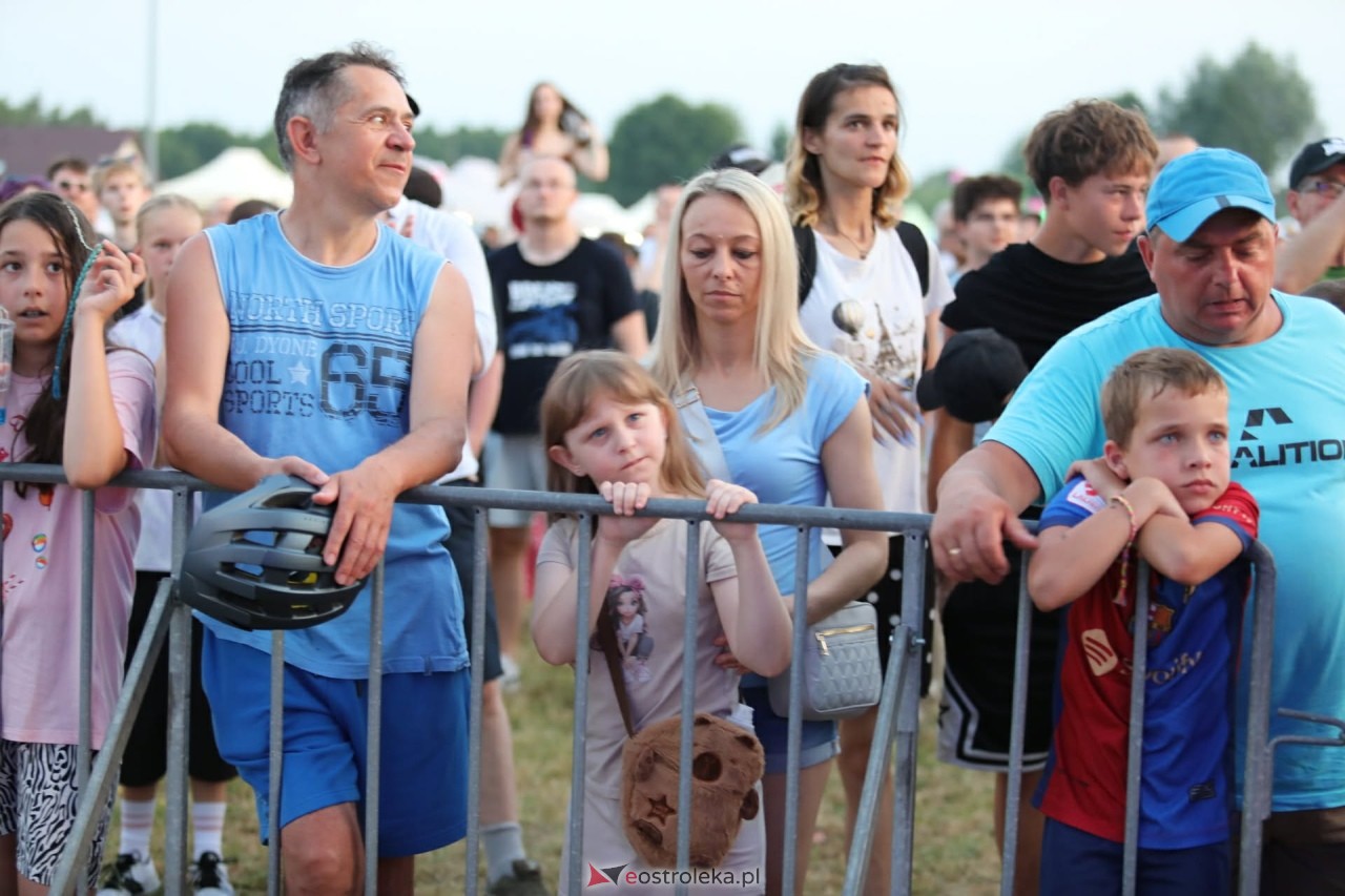 Rzekuń wita lato! Koncert Łydki Grubasa [28.06.2026] - zdjęcie #18 - eOstroleka.pl