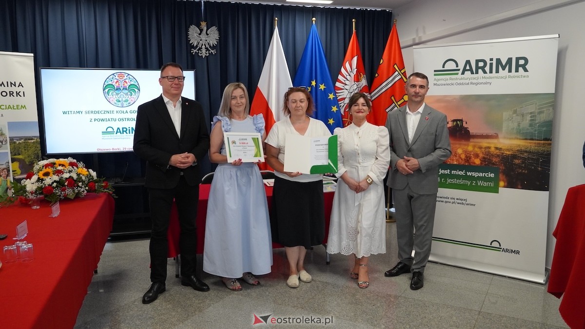 Czeki dla Kół Gospodyń Wiejskich. Uroczystość w Olszewie-Borkach [29.06.2026] - zdjęcie #41 - eOstroleka.pl