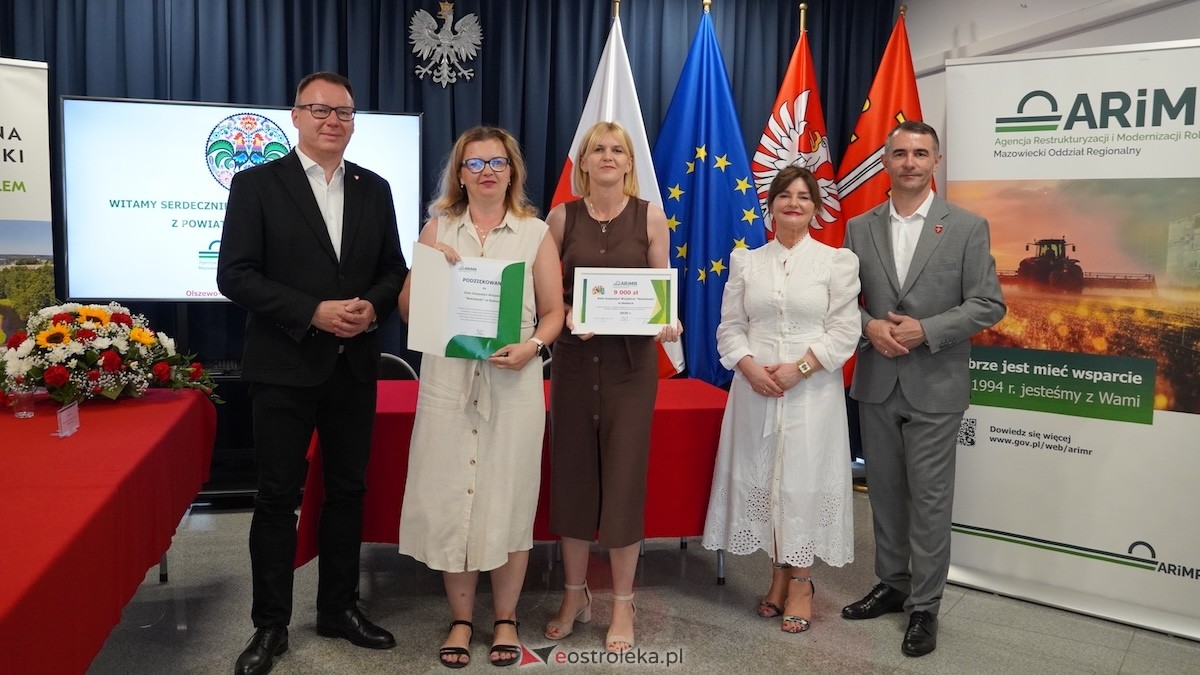 Czeki dla Kół Gospodyń Wiejskich. Uroczystość w Olszewie-Borkach [29.06.2026] - zdjęcie #31 - eOstroleka.pl