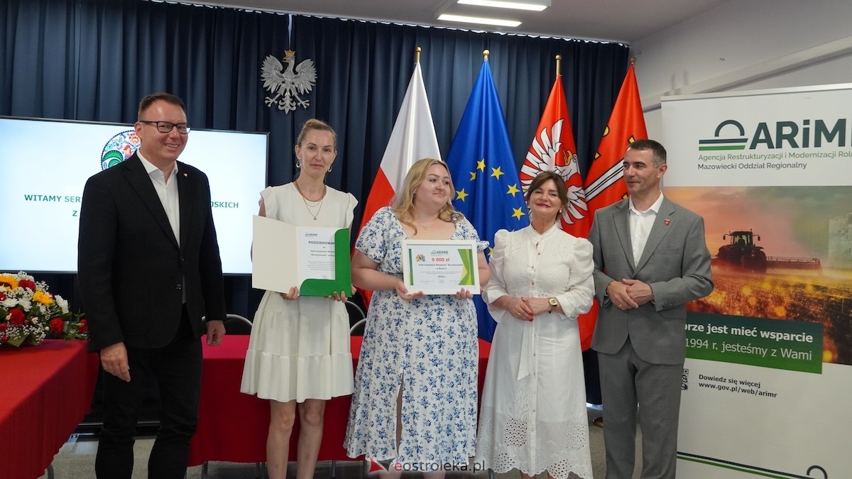 Czeki dla Kół Gospodyń Wiejskich. Uroczystość w Olszewie-Borkach [29.06.2026] - zdjęcie #26 - eOstroleka.pl