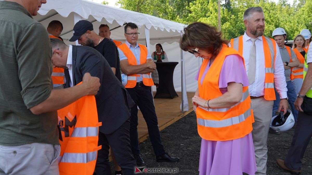 Kluczowy moment budowy obwodnicy Ostrołęki. Nasunięto ostatni segment mostu [29.06.2026]  - zdjęcie #72 - eOstroleka.pl