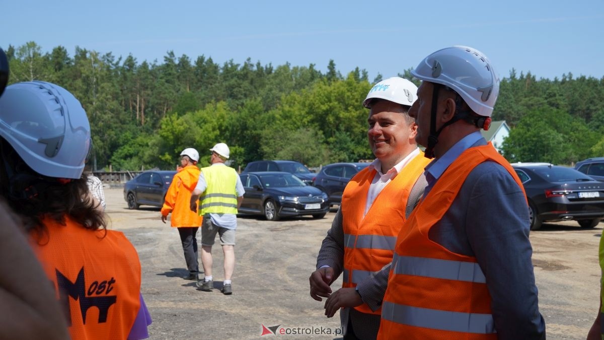 Kluczowy moment budowy obwodnicy Ostrołęki. Nasunięto ostatni segment mostu [29.06.2026]  - zdjęcie #69 - eOstroleka.pl