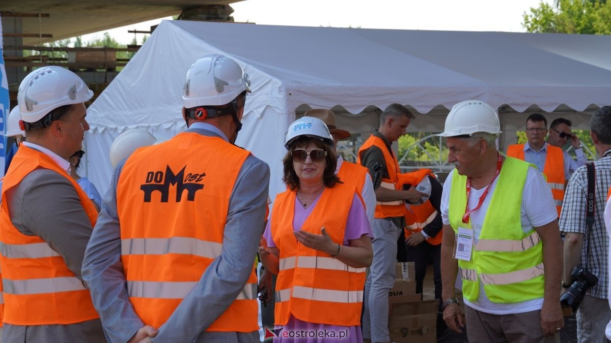 Kluczowy moment budowy obwodnicy Ostrołęki. Nasunięto ostatni segment mostu [29.06.2026]  - zdjęcie #64 - eOstroleka.pl