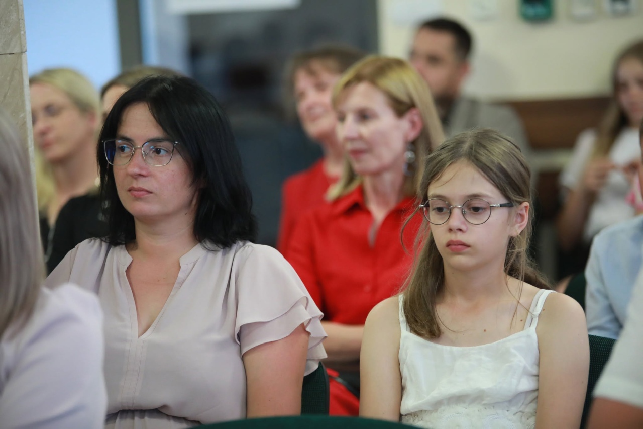 Wręczenie nagród najzdolniejszym uczniom z gminy Rzekuń [26.06.2026] - zdjęcie #35 - eOstroleka.pl