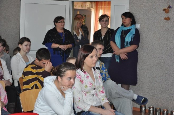 Spotkanie opłatkowe w ostrołęckm domu dziecka [16.XII.2011] - zdjęcie #4 - eOstroleka.pl