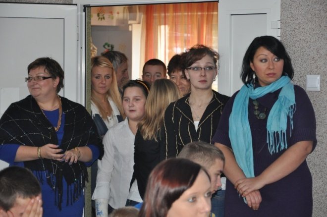 Spotkanie opłatkowe w ostrołęckm domu dziecka [16.XII.2011] - zdjęcie #6 - eOstroleka.pl